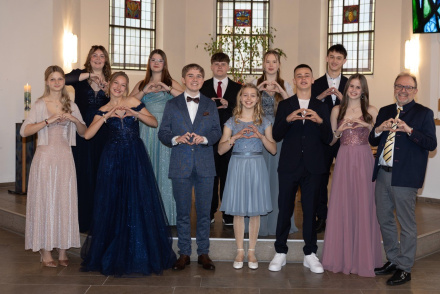 2025-03-23 Konfirmation Gruppenbild